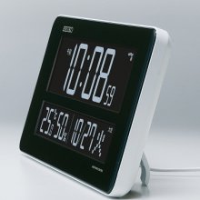 商品詳細1: SEIKO シリーズC3「Clear」の美しい表示70色液晶デジタル掛時計