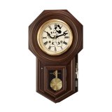 ディズニー　ミッキーマウスのクラシックな掛け時計【限定モデル】