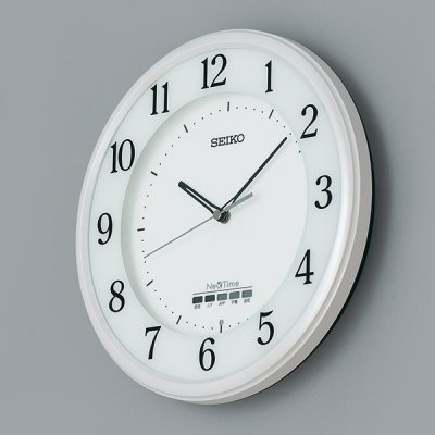画像2: “電波”と“スマホ”でつながるから時刻ぴったりな掛け時計（白色）