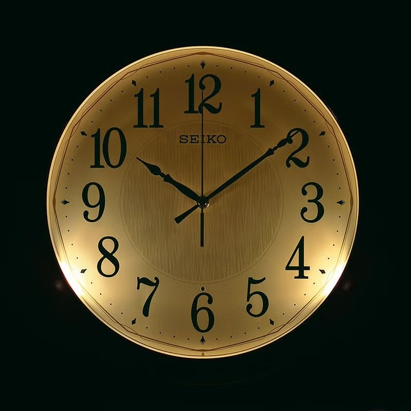 画像3: 寝室に最適な「夜でも見える」掛け時計