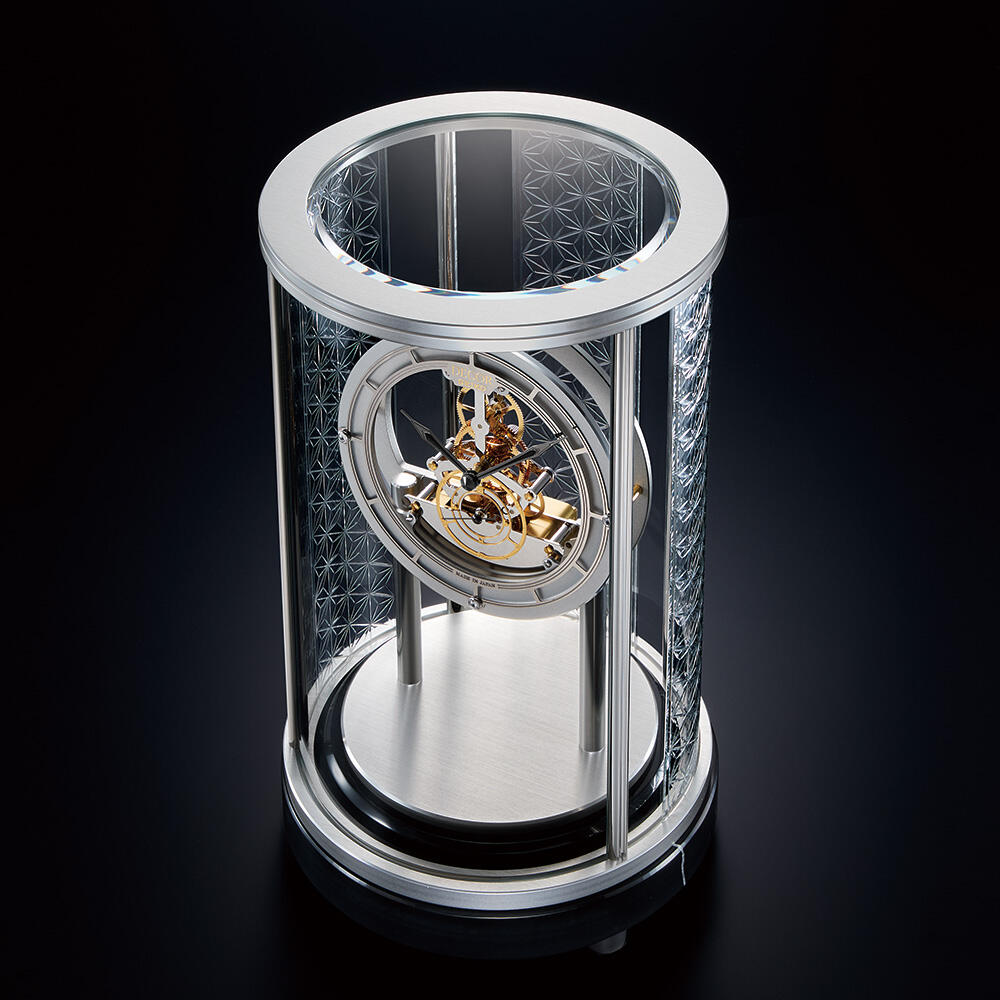 画像2: スケルトン機構の美しい江戸切子の高級置き時計【限定商品】